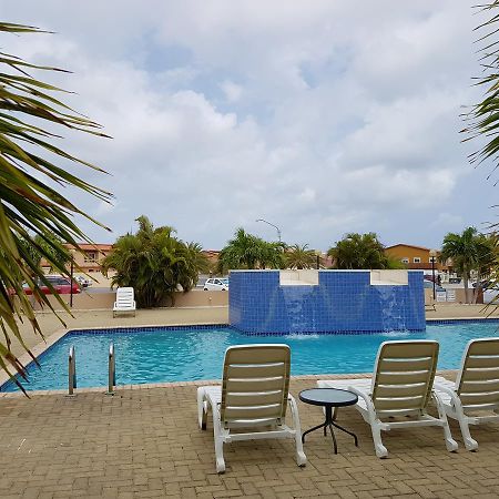 Aruba Breeze Condominium Oranjestad Exterior foto